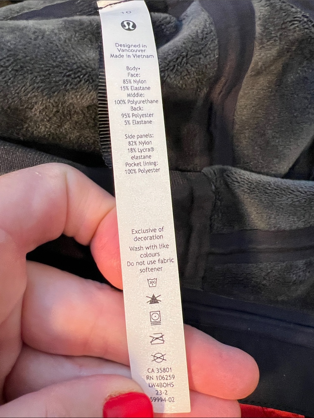 Lululemon Women's Cross Chill Performance Jacket - Picture 3 of 3